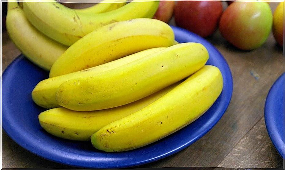 The banana provides many important nutrients.  4 delicious recipes for your child.