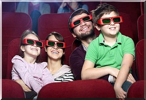 Disney-Filme - Familie mit 3D-Brillen