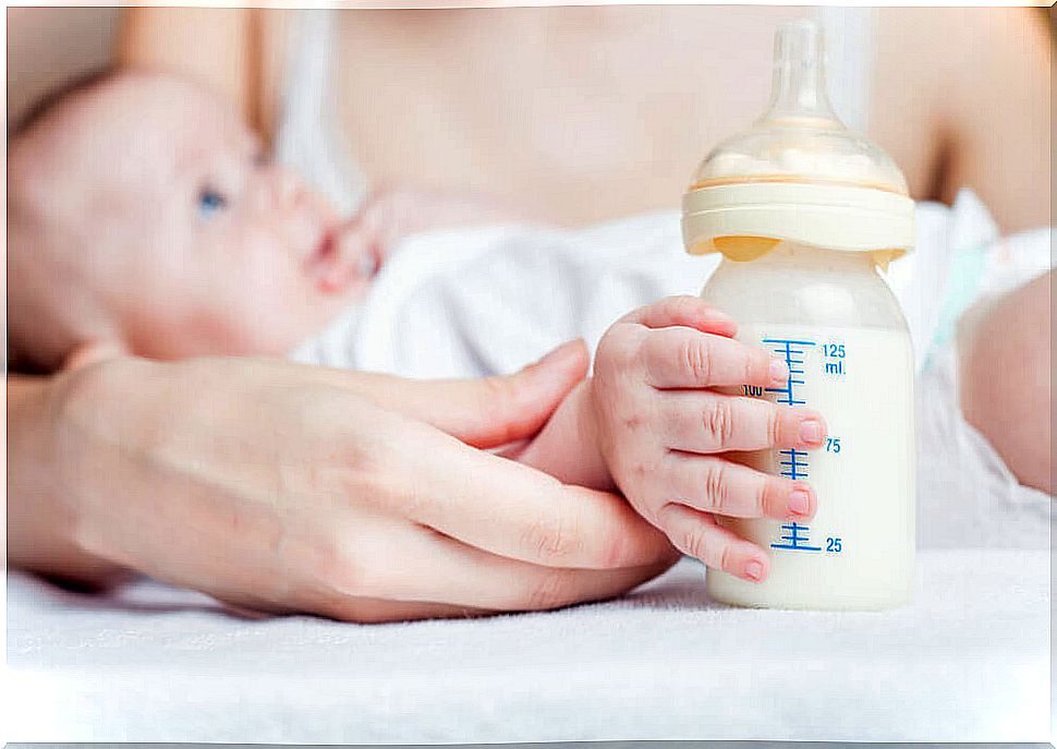 Baby wants bottle while breastfeeding