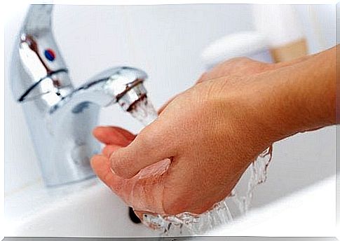 Colds can be avoided by frequent hand washing