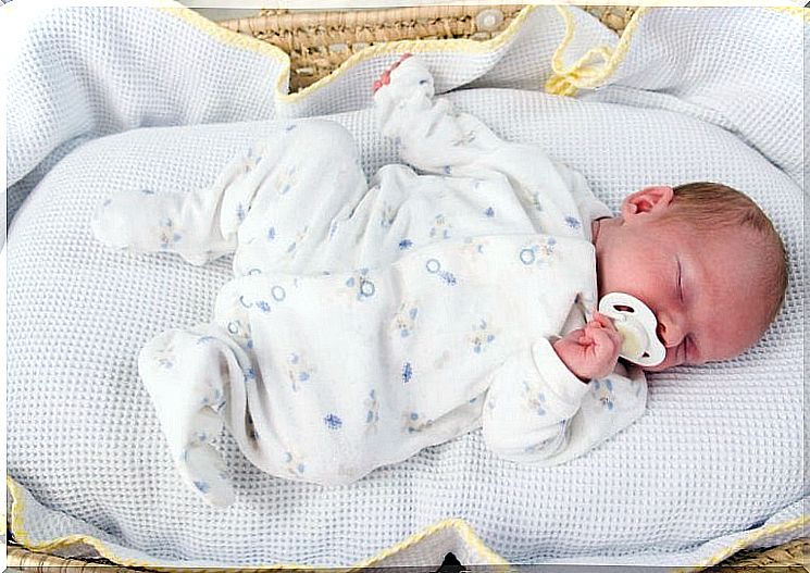 A sleep routine for babies gives stability and security