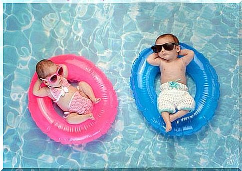 Pool with babies